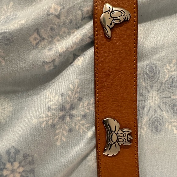 Metal Disney characters like Bugs Bunny, Tweete, Donald Duck and Road Runner. - Picture 5 of 5